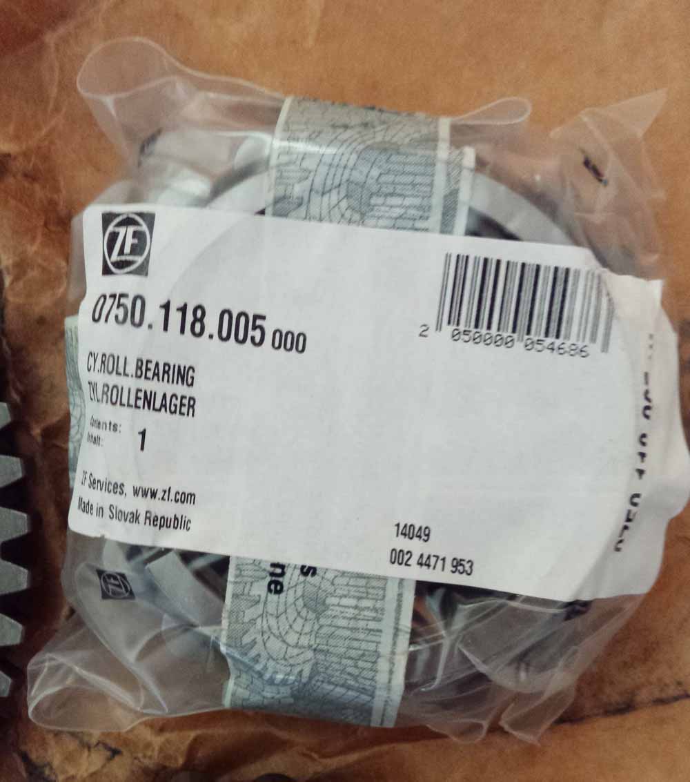 ZF ROLL BEARING 0750 118 005, HOWO TRUCK PARTS
