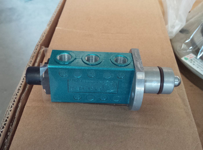 FAST AIR VALVE, F99660, HOWO TRUCK PARTS