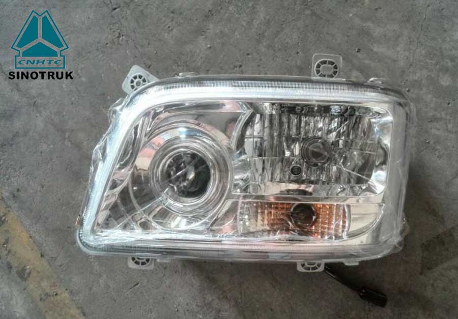 AZ9525720001, Head Lamp, Howo Truck Parts