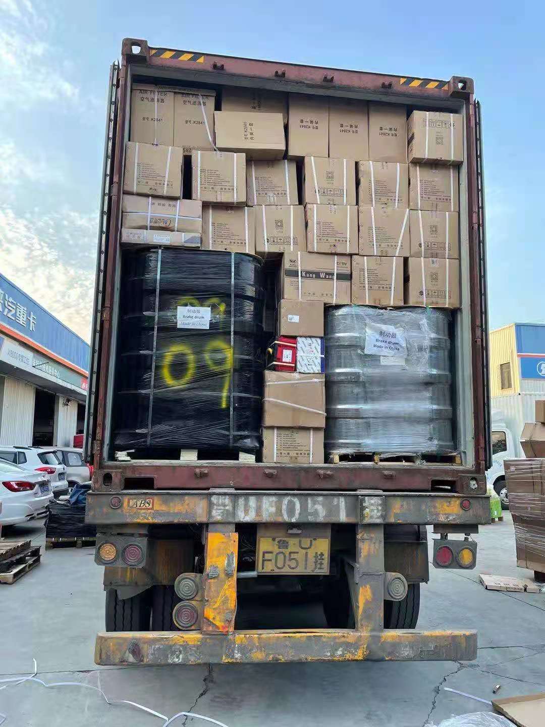 howo truck parts shipped in 40hq container in july. #2